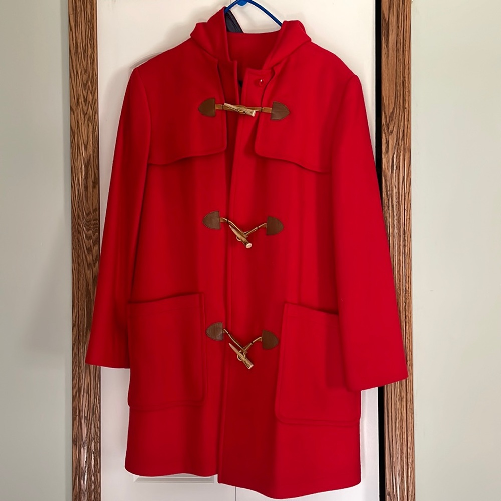 Pendleton Red Wool Women’s Coat with Wooden & Leather Detail Size Medium